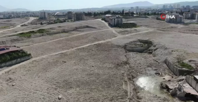 Depremzedelere toz uyarısı: Maske takın!