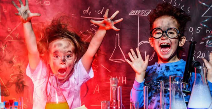 Motorola’nın Şekilden Şekle Giren Katlanabilir Telefon Patenti Ortaya Çıktı