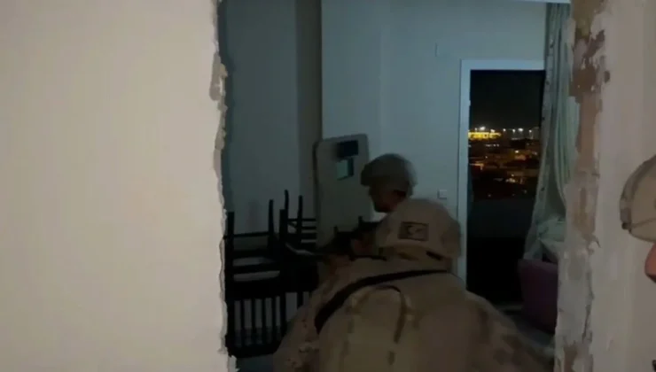 İskenderun’da Polisten duvar kırdıran operasyon…